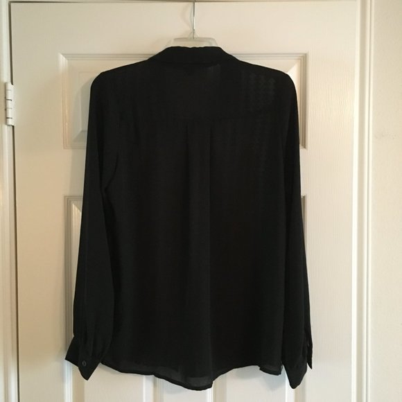 Forever 21 long sleeve blouse - Picture 2 of 4